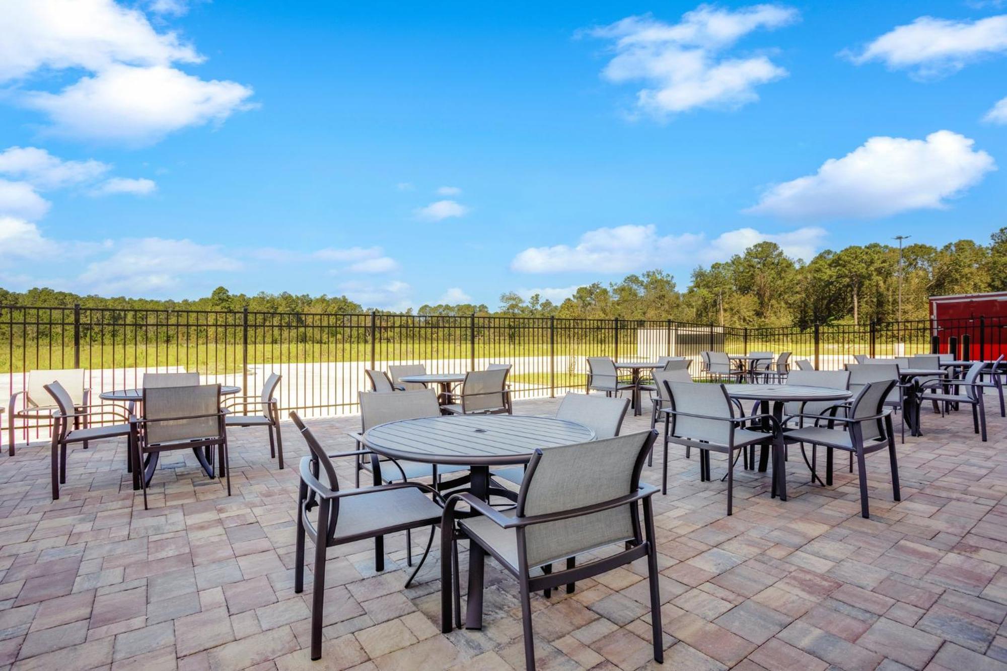Holiday Inn Express & Suites Macclenny By Ihg Eksteriør bilde
